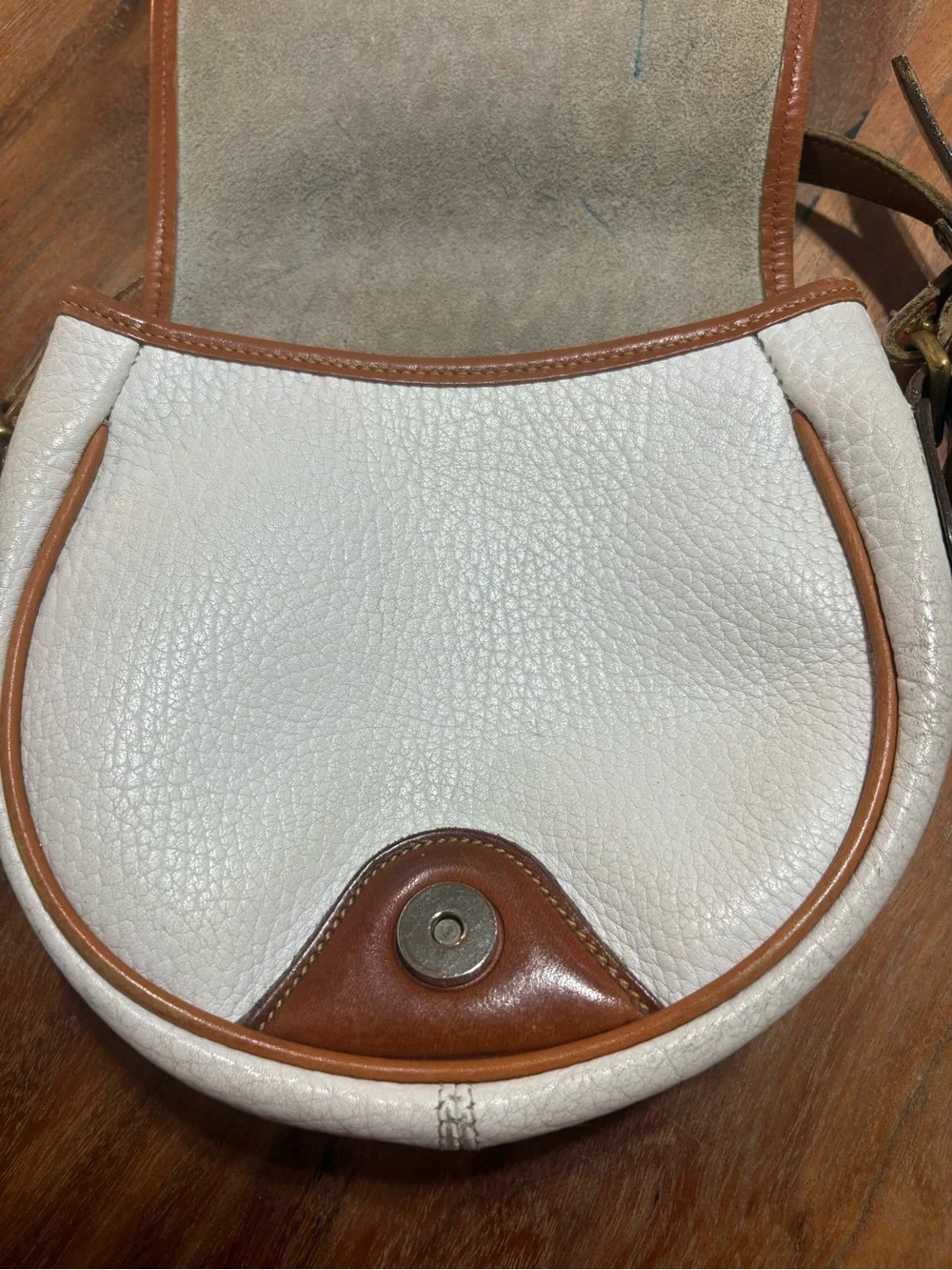 Dooney & Bourke White and Brown Pebbled Leather Crossbody Bag - Picture 4 of 9